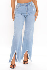 Malibu Weekend Destroy Hem Jeans - Light Blue Wash Ins Street
